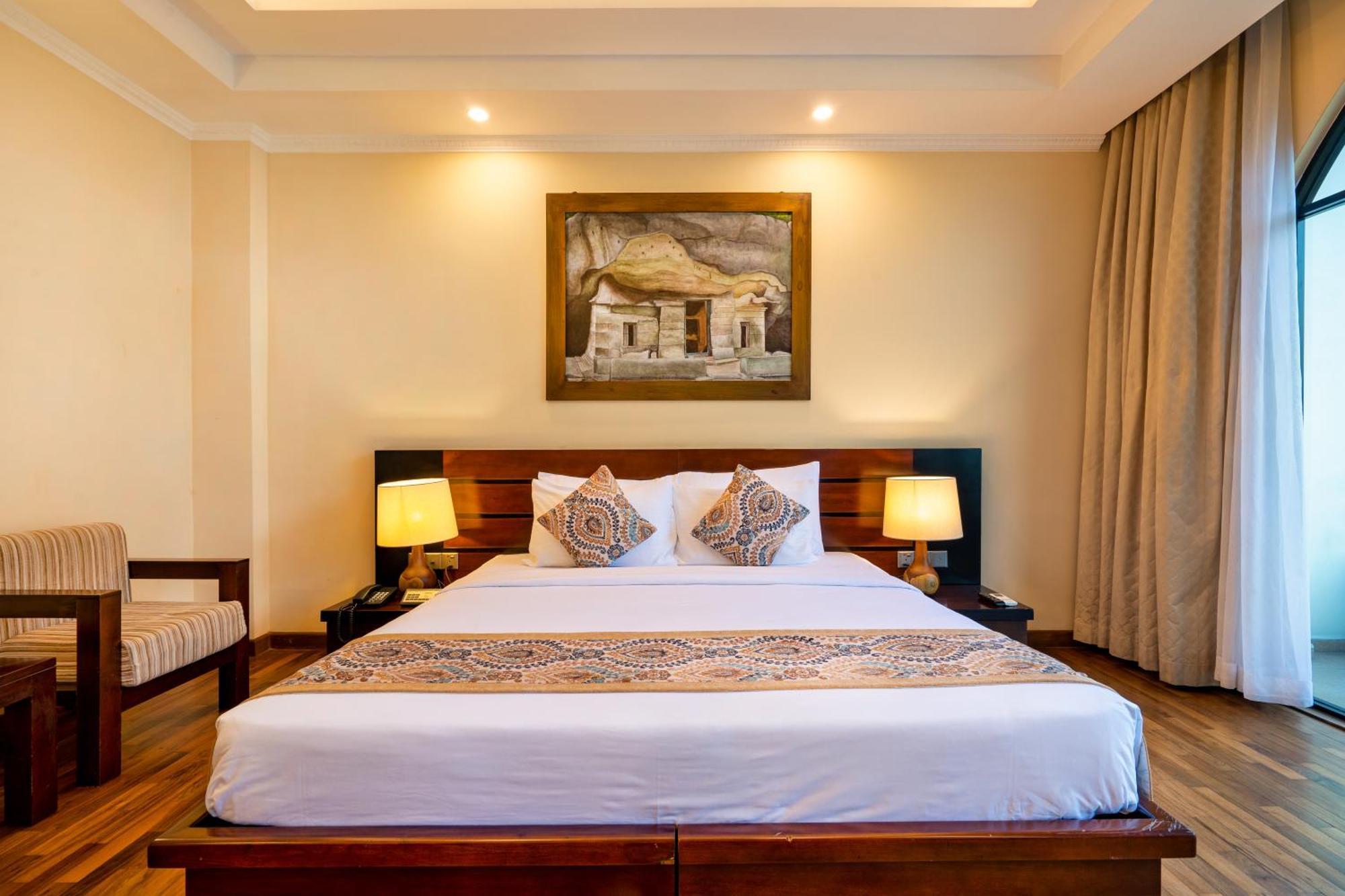 Kandyan Reach Hotel Kurunegala Luaran gambar