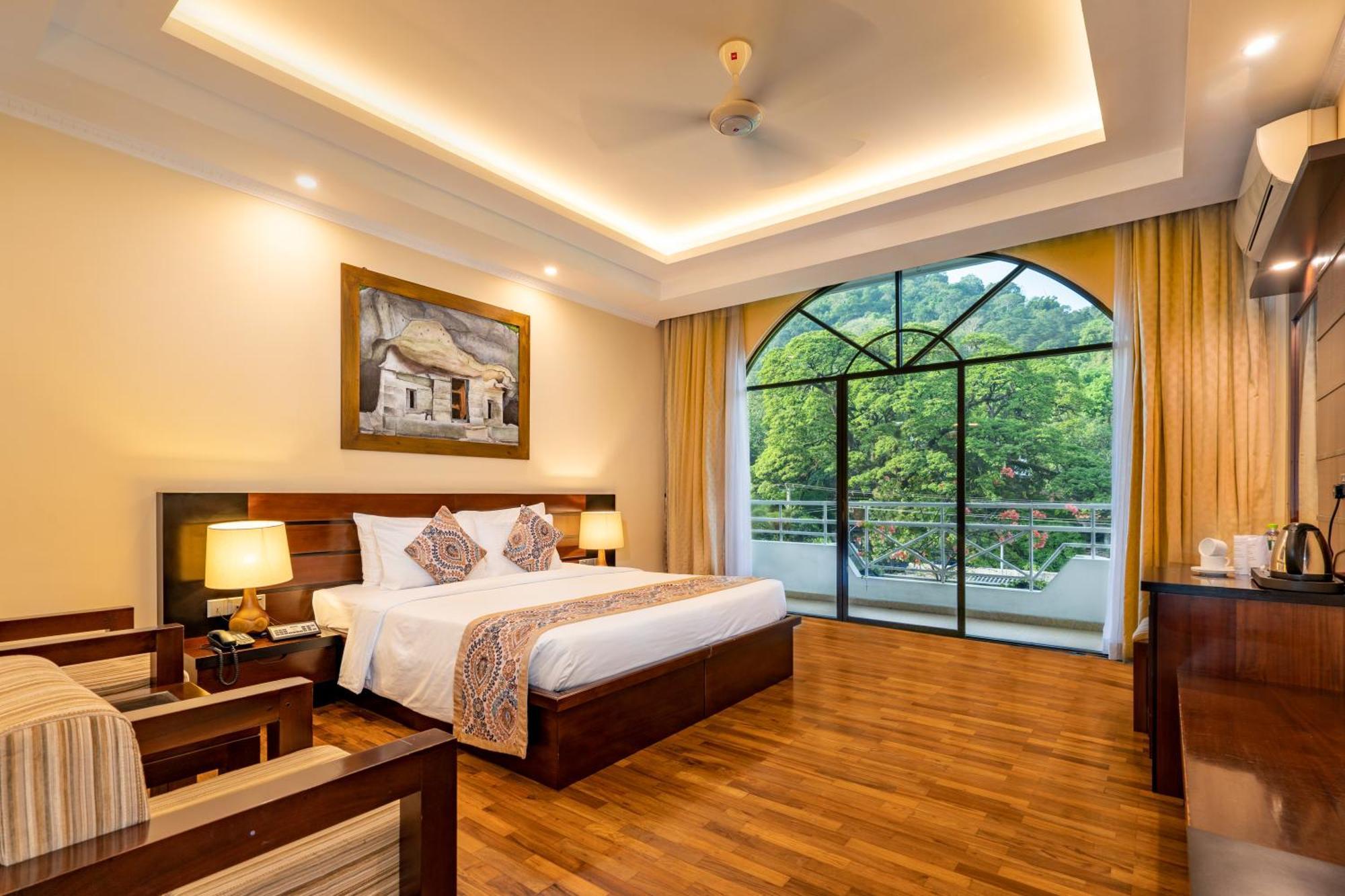 Kandyan Reach Hotel Kurunegala Luaran gambar